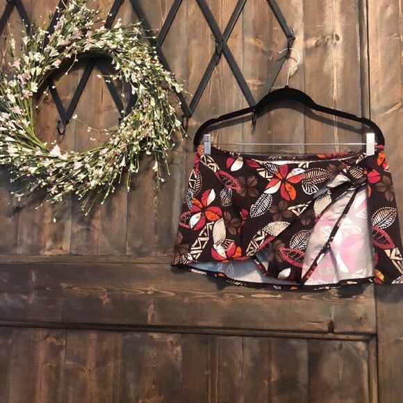 Tropical Tankini Swimsuit  - Picture 2 of 2